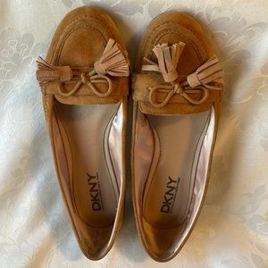 DKNY camel suede loafers with bow and tassel on front rubber soles